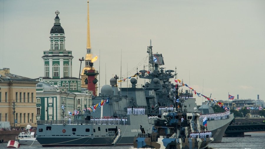 Военно-морской парад в Петербурге этим летом будет ещё более зрелищным