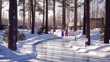 Где за городом покататься на коньках