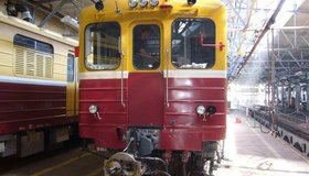 Надо знать: в петербургском метро есть поезд, который ходит только ночью