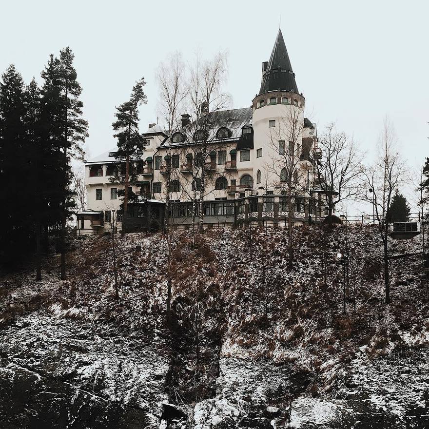 Замок-отель «Валтионхотелли» 