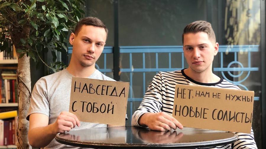 Сотрудники книжного магазина «Подписные издания» читают рэп по детским книгам
