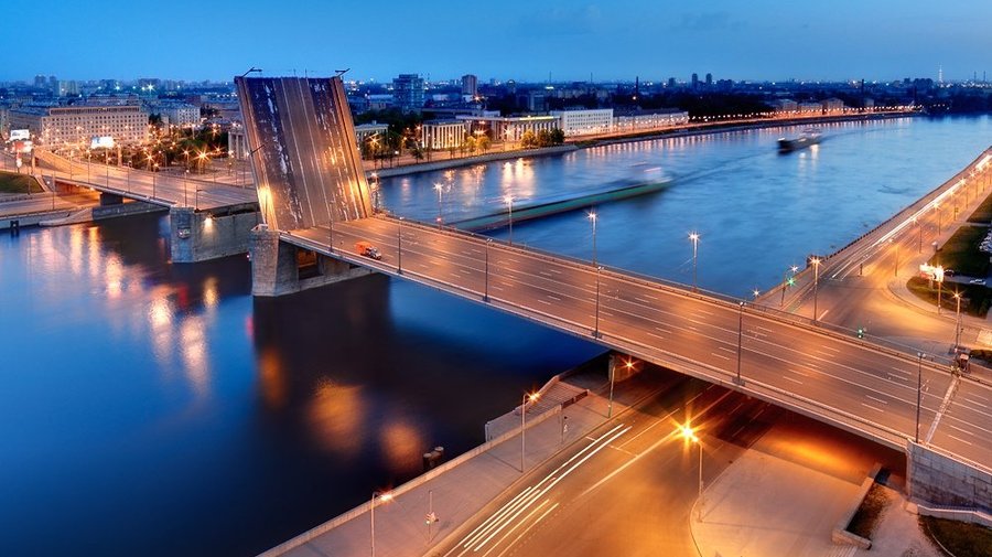 В Петербурге начинают технологические разведения мостов