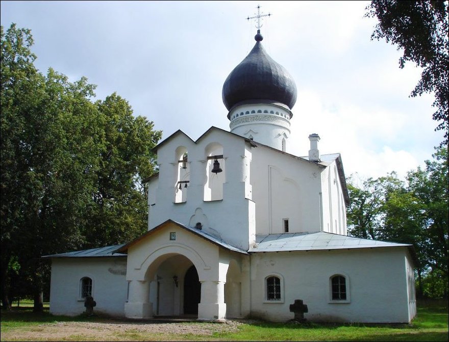 Загородная поездка: из Петербурга в Гдов