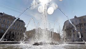 Завтра в Петербурге откроют сезон фонтанов 