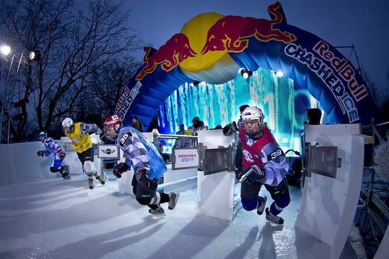 Чемпионат мира по скоростному спуску на коньках Red Bull Crashed Ice