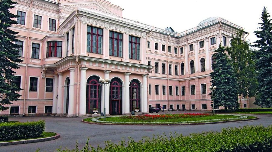 Аничков дворец