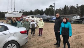 Исхудавшую самку тюленя с базы отдыха «Окуневая» спасли