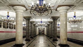 В День города метро Петербурга будет работать всю ночь 
