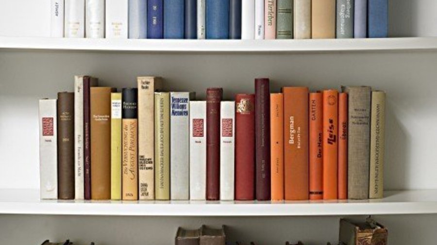 В «Циферблат» на Тверской можно сдать ненужные книги и макулатуру
