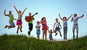 5 летних лагерей, где детям будет интересно провести каникулы 