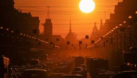 Тропический Петербург: как жители города страдали во время аномальной жары