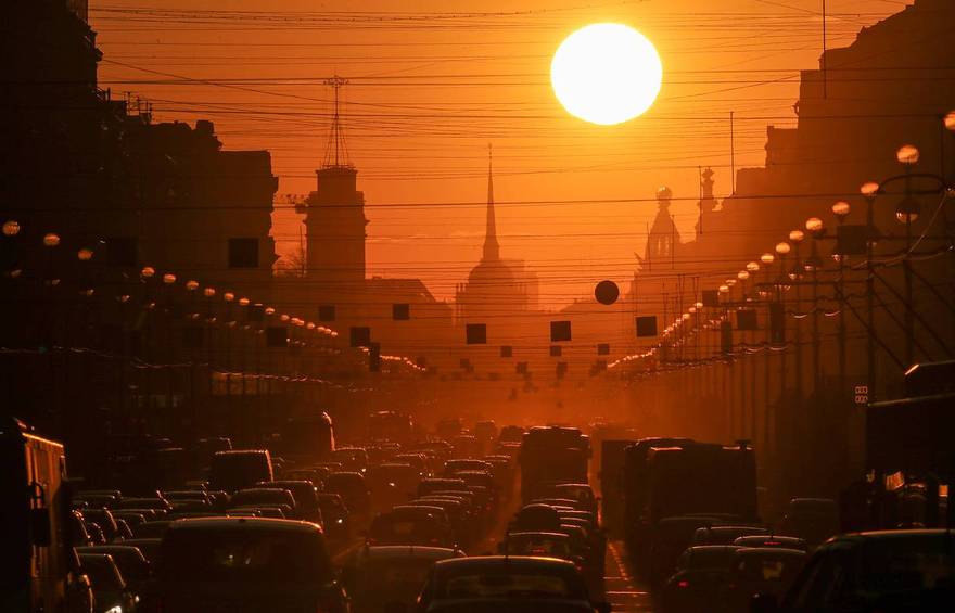 Тропический Петербург: как жители города страдали во время аномальной жары