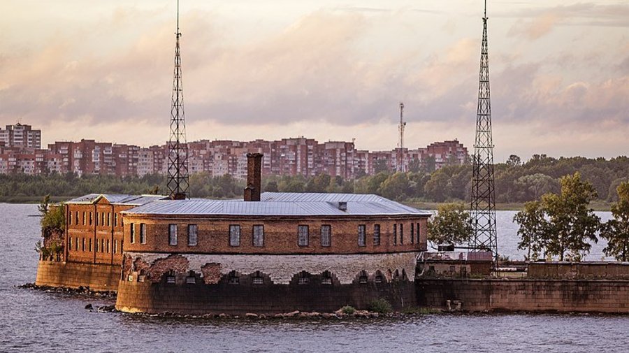 В Кронштадте создадут туристический кластер с музеем военно-морского флота и дайвинг-центром