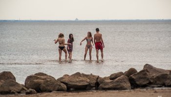 10 лучших пляжей рядом с Петербургом