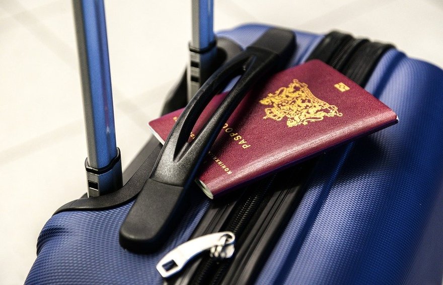 Требовать компенсации за потерю багажа
