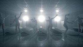 На YouTube отреставрировали легендарные клипы Maroon 5, Kiss, The Killers, Леди Гаги и других музыкантов