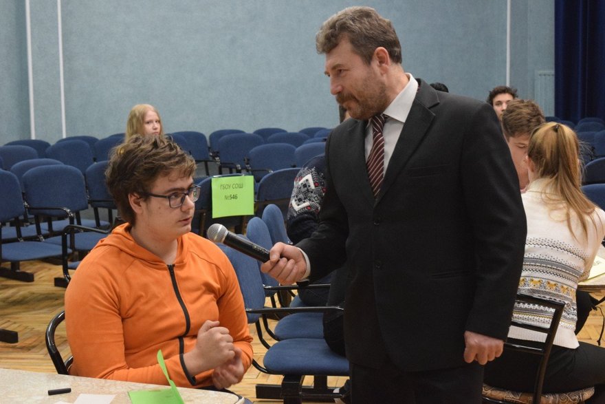 Школьник из Петербурга сдал три предмета ЕГЭ на 100 баллов и установил абсолютный рекорд