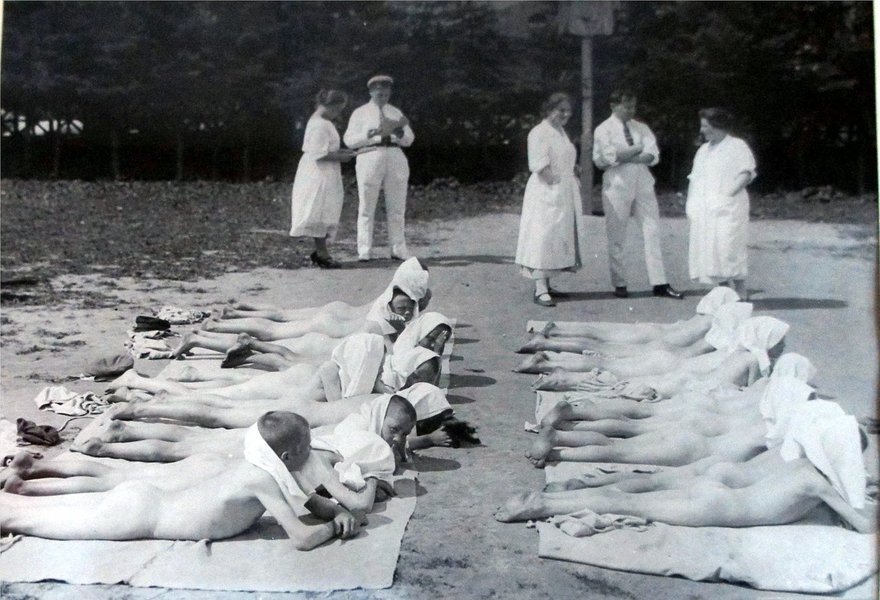 10. С 1918 по 1937 год Царское Село называлось Детским Селом