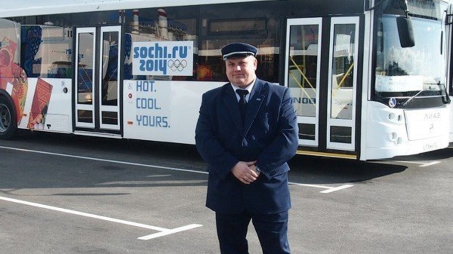 Петербургские водители автобусов будут выходить на работу в костюмах