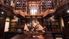 11 книжных мест Петербурга, которые вдохновляют на чтение