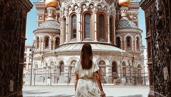Коллекция маршрутов для прогулки в центре Петербурга: достопримечательности, дворы и секретные места