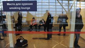 Госдума одобрила в первом чтении законопроект о возвращении курилок в аэропорты