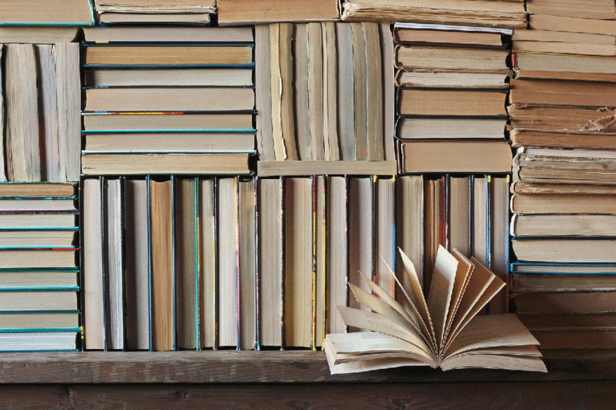 «Старая книга» на 6-й линии