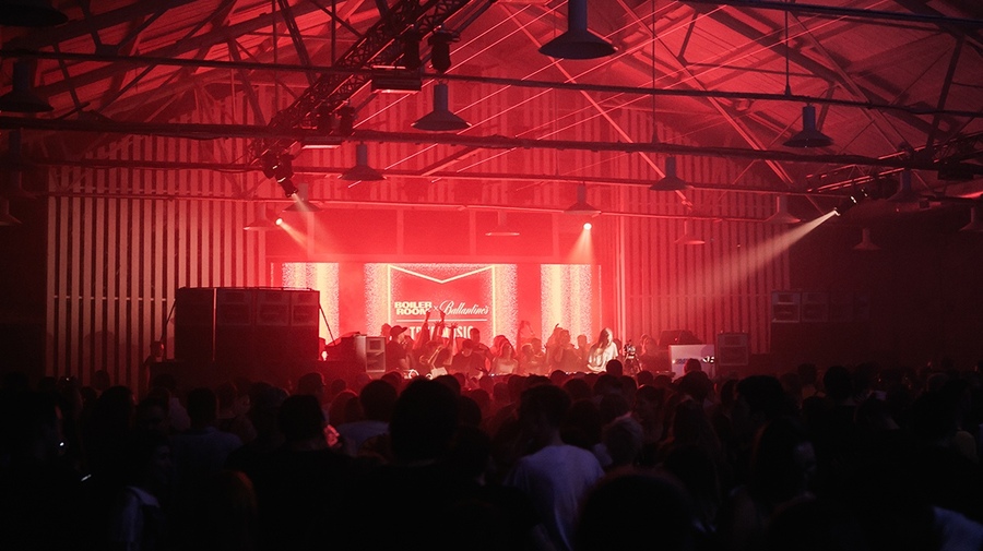 RED LIGHT RADIO Х BALLANTINE’S TRUE MUSIC