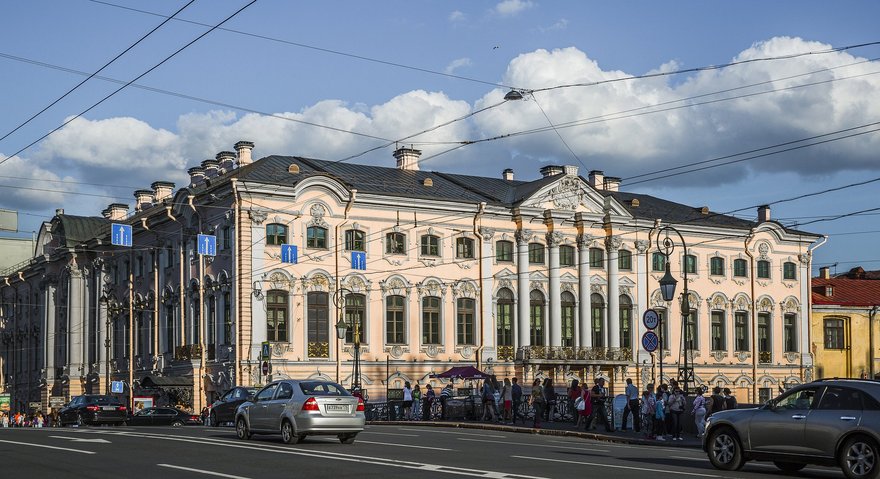 Строгановский дворец