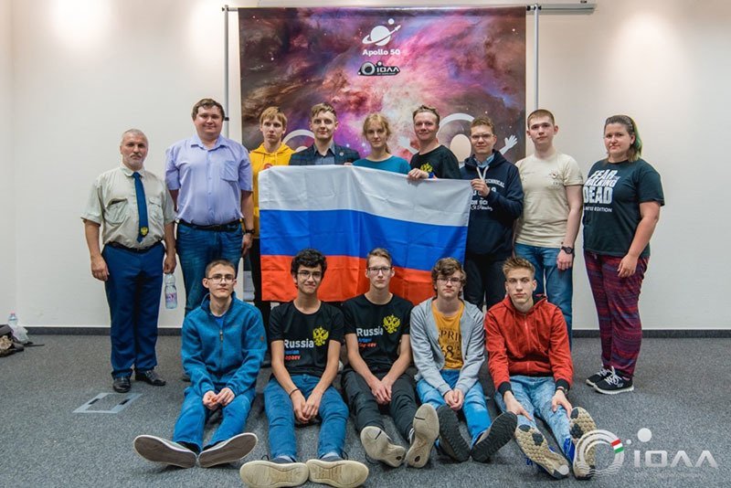 Петербургские школьники в составе общероссийской команды стали первыми на Международной олимпиаде по астрономии