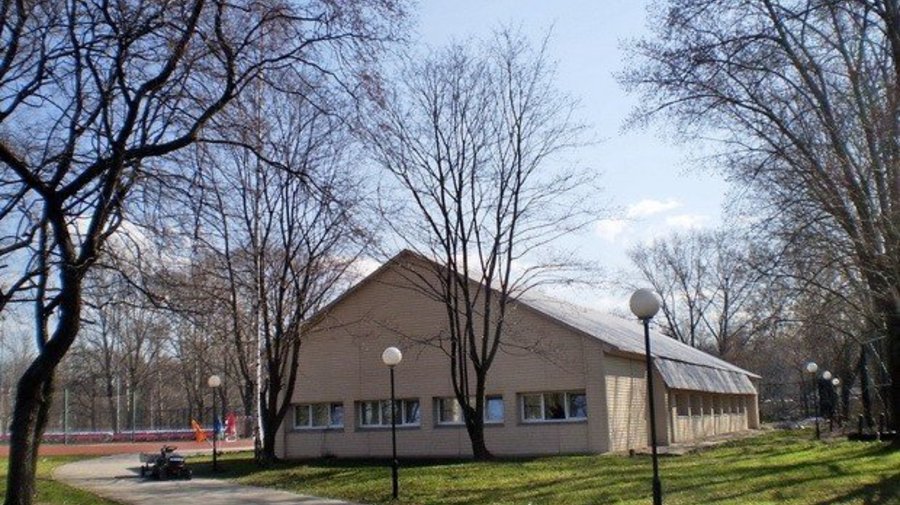 Стадион «Красный треугольник»