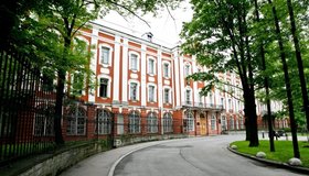 В СПбГУ будущие студенты установили рекорд среднего балла для поступления