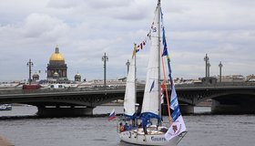 Яхта «Сибирь» отправилась из Петербурга к берегам Антарктиды в рамках масштабной экспедиции