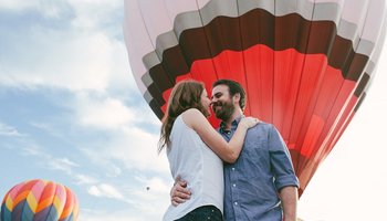 6 необычных мест в Петербурге, где можно отпраздновать годовщину отношений или свадьбы