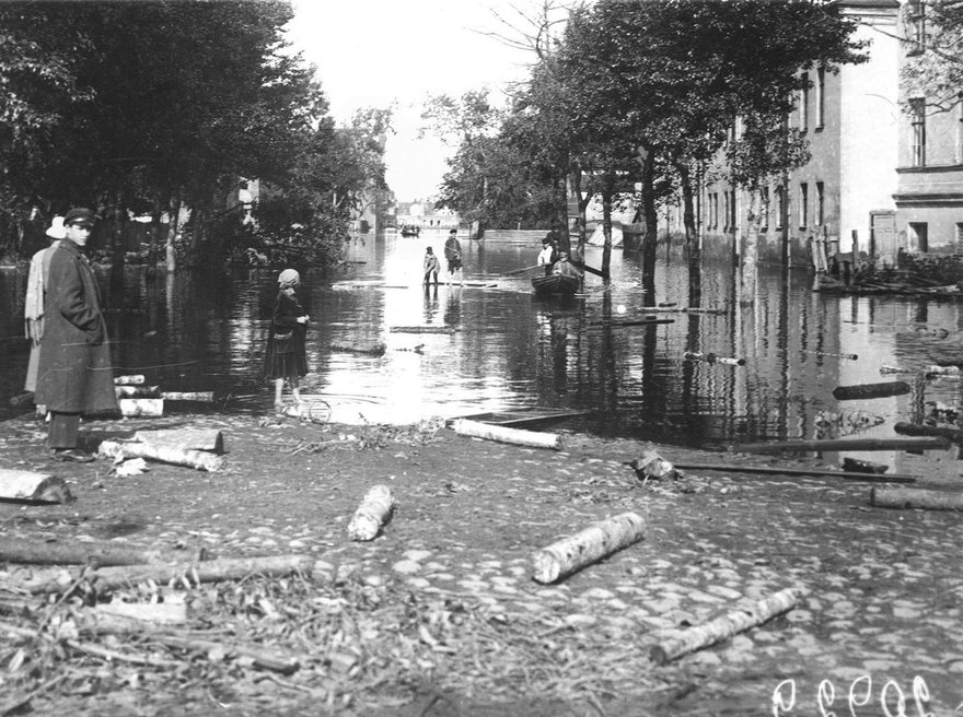 Что случилось 23 сентября 1924 года. Смотреть фото Что случилось 23 сентября 1924 года. Смотреть картинку Что случилось 23 сентября 1924 года. Картинка про Что случилось 23 сентября 1924 года. Фото Что случилось 23 сентября 1924 года
