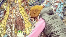 Активисты привели в порядок детскую площадку «Морское дно» на Среднеохтинском проспекте