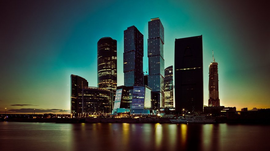 В «Москва-Сити» появилась смотровая площадка на высоте 238 метров
