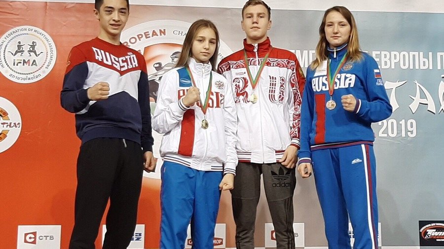 Петербуржцы везут домой медали с чемпионата и первенства Европы по тайскому боксу