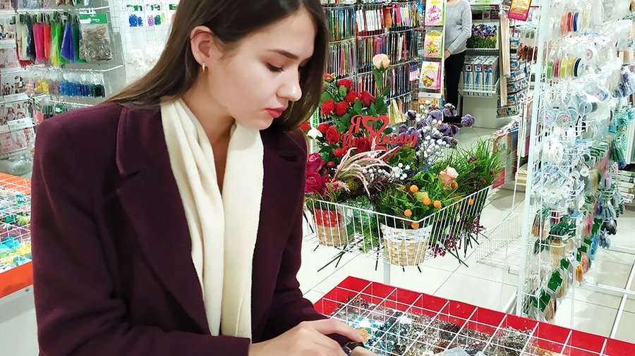 В магазине «Искусница» будут продавать товары для изготовления бижутерии от 5 рублей за штуку