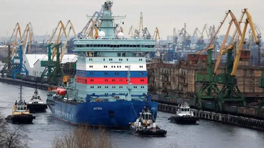 Ювелирная работа: «Арктика» прошла под ЗСД и отправилась в море