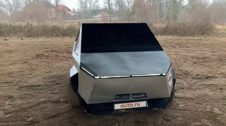 На продажу выставили российскую версию Tesla Cybertruck