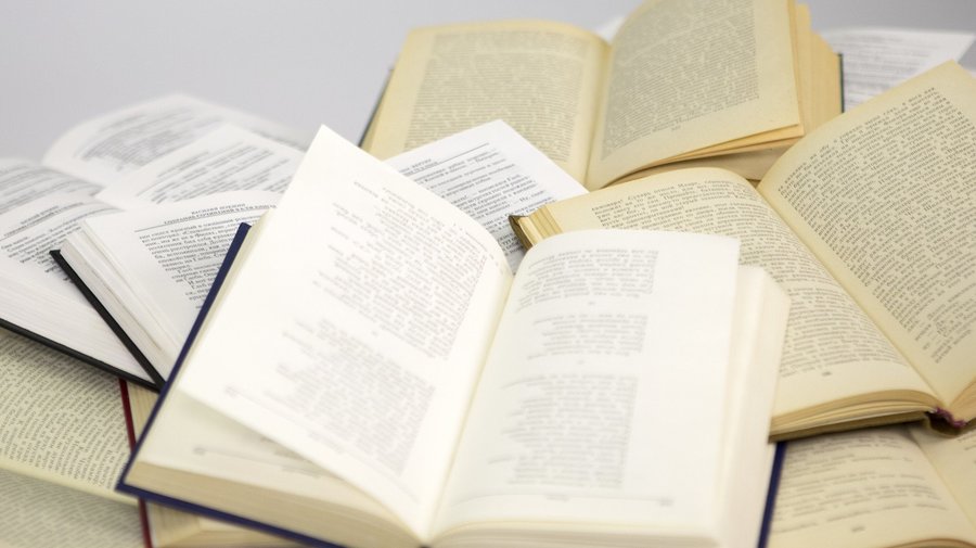 Петербуржцы смогут передать книги в дар библиотекам и учебным заведениям