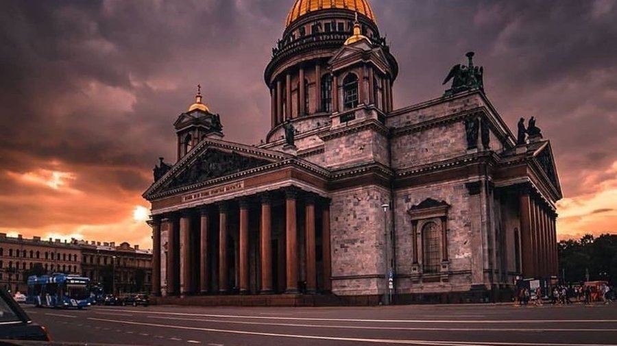 На Петербург надвигается очередной шторм