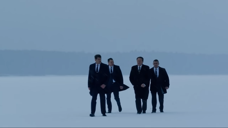 Обряд омоложения президента в новом клипе группы «Аигел»