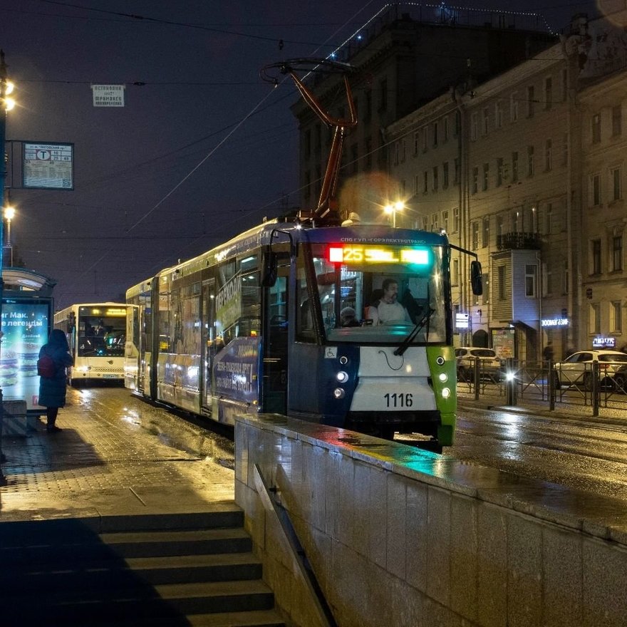 Общественный транспорт в Петербурге тоже самоизолируется в этом году