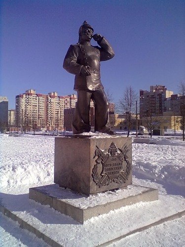 Пожарная машина на крыше рыбацкое. Смотреть фото Пожарная машина на крыше рыбацкое. Смотреть картинку Пожарная машина на крыше рыбацкое. Картинка про Пожарная машина на крыше рыбацкое. Фото Пожарная машина на крыше рыбацкое