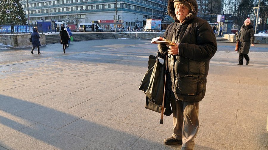 Ушла из жизни петербургская переводчица Галина Сергеевна Усова, которая продавала книги у «Политехнической»