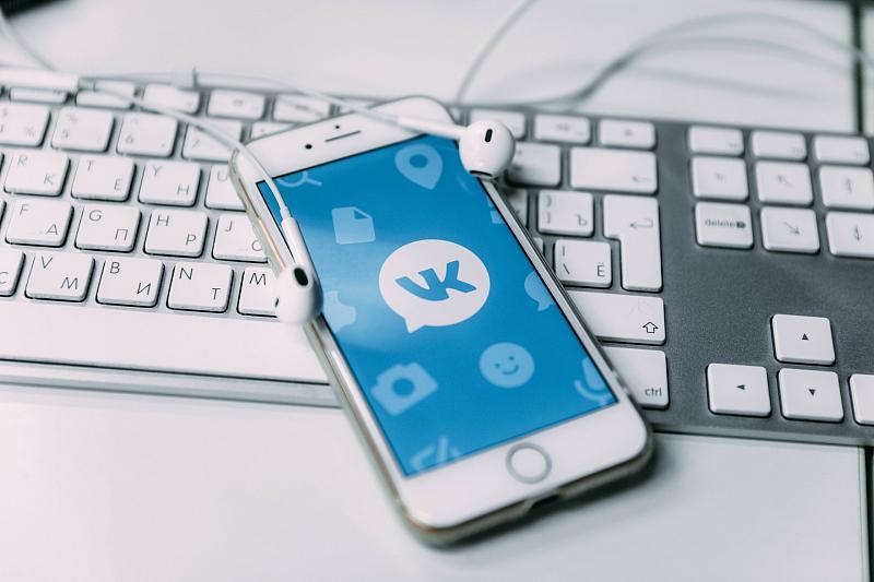 «ВКонтакте» запускает функцию перевода голосовых сообщений в текст