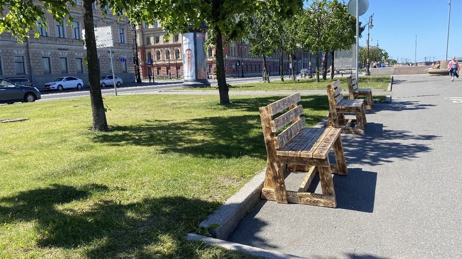 Петербуржцы сами организовали зону отдыха в центре города