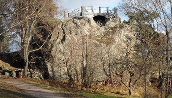 Камень Няси: легенда о сонном великане
